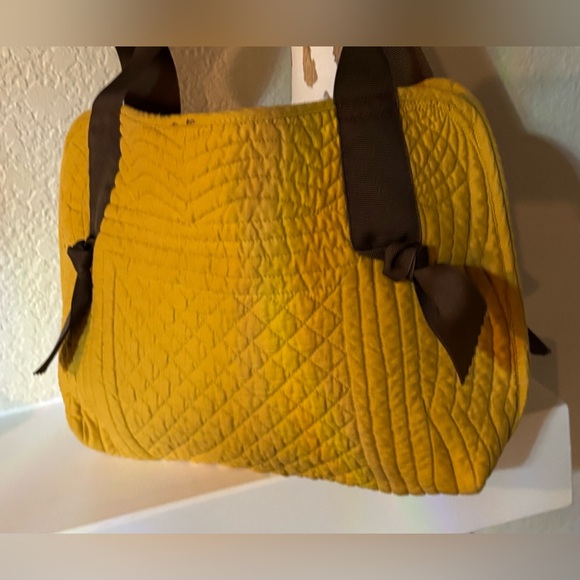 💛 Yellow Quilted Handbag with Red Cherry 🍒 Bag Charm (NWOT) - Picture 6 of 14